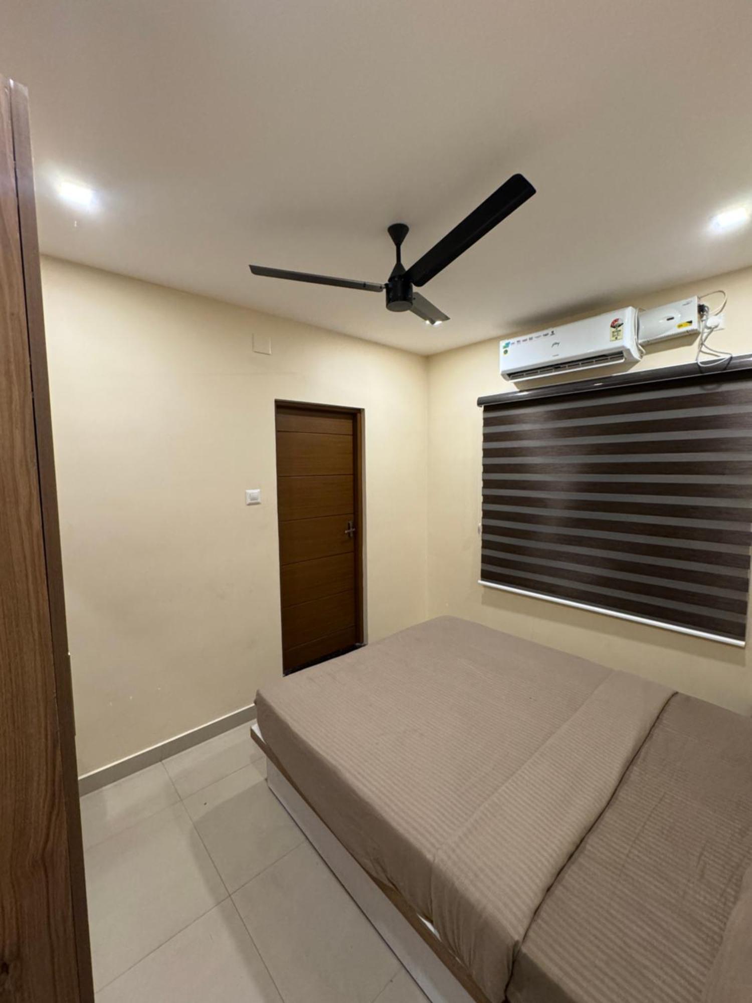 Heres Haut Residency Kochi Exterior foto